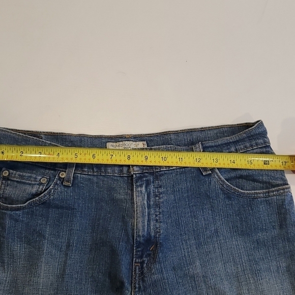 Levis 550 Relaxed Stretchy Bootcut Sz 12M - Picture 9 of 9